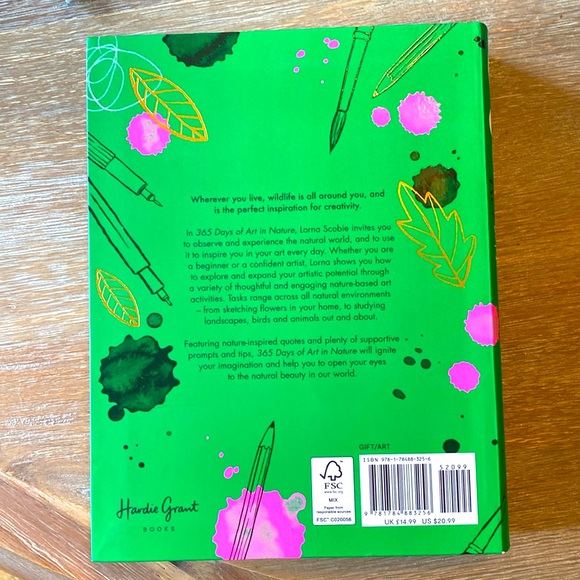 New - 365 Days of Art in Nature Book - Picture 5 of 5